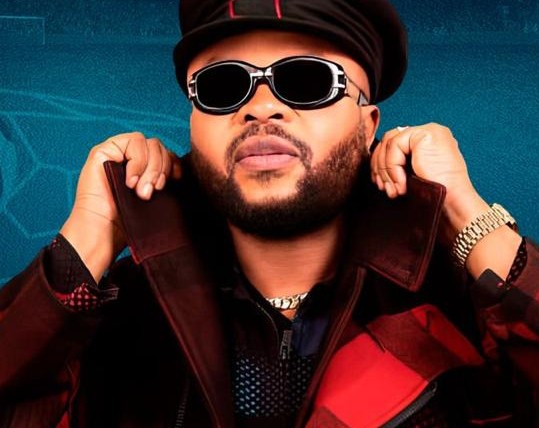 kinshasa-celebre-la-rumba-:-jb-mpiana-en-concert-au-boulevard-du-30-juin-–-journal-de-brazza