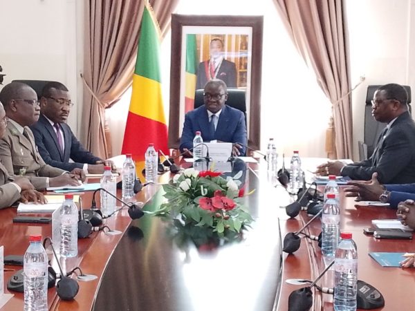 sante-et-defense-:-le-congo-renforce-son-partenariat-avec-l’oms-–-journal-de-brazza
