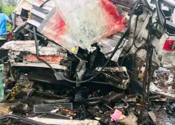 congo-:-un-accident-de-la-route-fait-des-deux-morts-et-des-blesses-–-journal-de-brazza