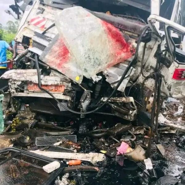 congo-:-un-accident-de-la-route-fait-des-deux-morts-et-des-blesses-–-journal-de-brazza
