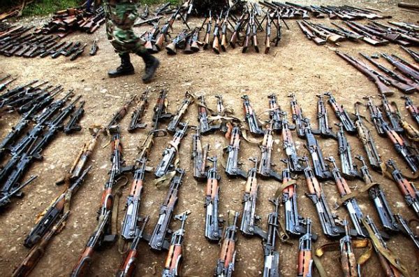 rca-:-10-000-rebelles-deposent-les-armes-–-journal-de-brazza