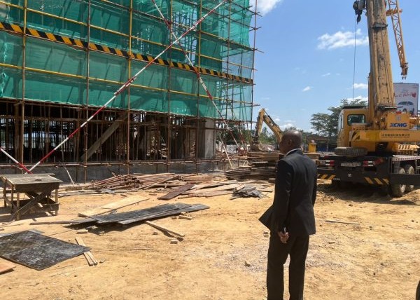 congo-:-le-chantier-du-datacenter-national-menace-d’abandon-par-l’entreprise-sumec-–-journal-de-brazza