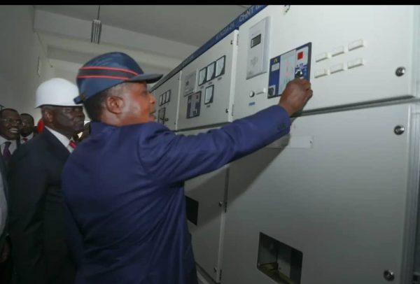 congo-:-la-ville-de-ewo-reliee-au-reseau-electrique-national-et-a-boundji-–-journal-de-brazza