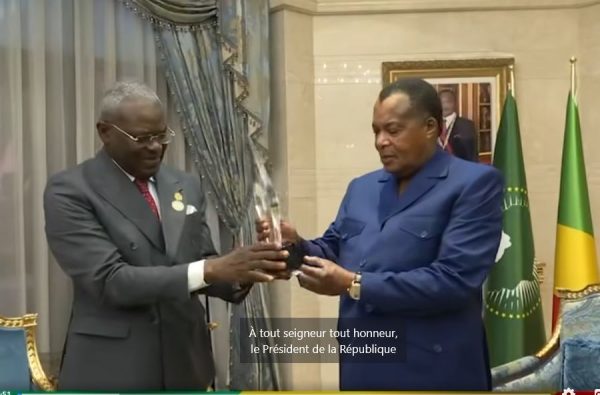 congo-:-denis-sassou-n’guesso-honore-du-prix-babacar-ndiaye-–-journal-de-brazza
