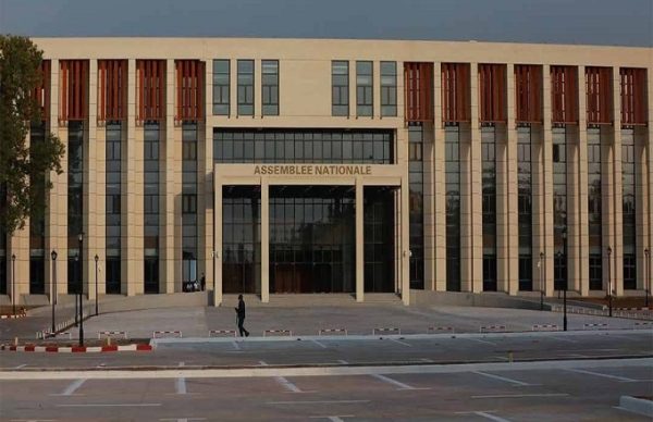 congo-assemblee-nationale-:-huit-dossiers-sur-la-table-des-deputes-–-journal-de-brazza