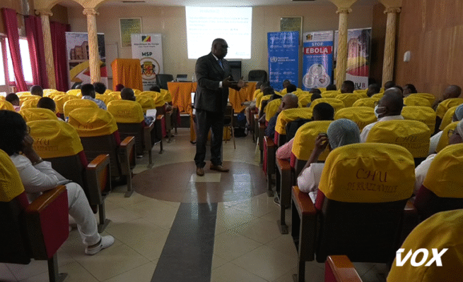le-personnel-de-sante-est-forme-a-la-lutte-contre-la-maladie-a-virus-ebola-–-vox-congo
