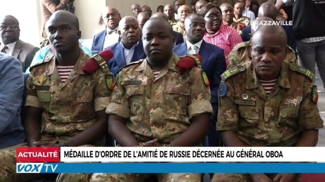 medaille-d’ordre-de-l’amitie-de-russie-decernee-au-general-oboa-–-vox-congo