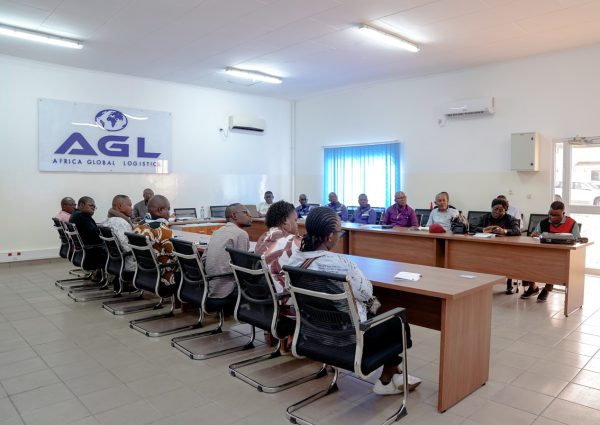 formation,-performance,-expertise-:-agl-congo-investit-dans-ses-talents-logistique-–-journal-de-brazza