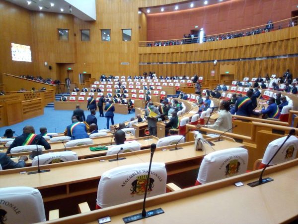 congo-:-trois-projets-de-loi-examines-a-l’assemblee-nationale-–-journal-de-brazza