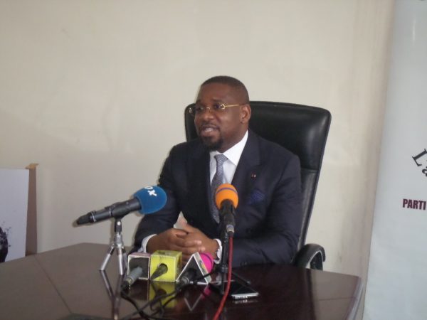 congo-:-juste-desire-mondele-quitte-le-club-2002-pur-–-journal-de-brazza