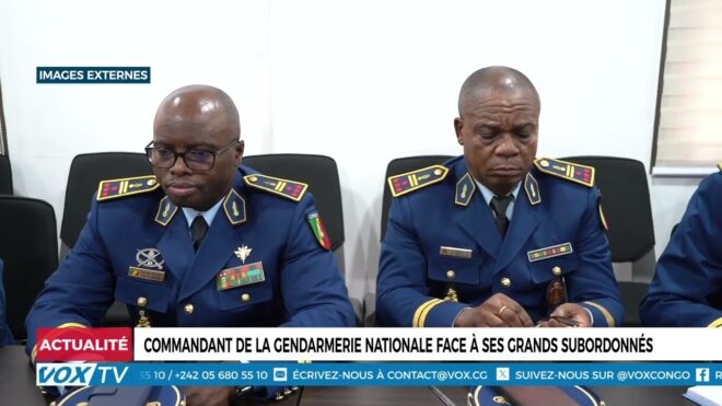 commandant-de-la-gendarmerie-nationale-face-a-ses-grands-subordonnes-–-vox-congo